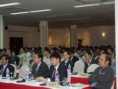 eGov2005_02_small.jpg